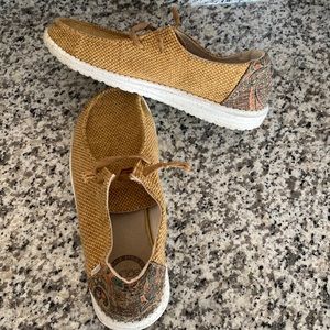 Wendy Hey Dudes. Size 9. Womens. Mustard color